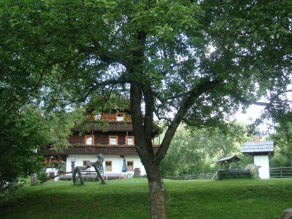 Ferienwohnung Lahnerhof Arriach Ngoại thất bức ảnh